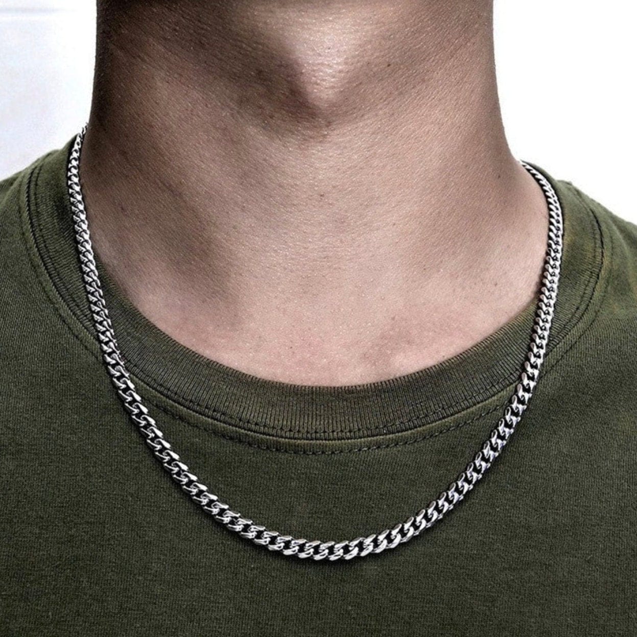 Men's 33 Inch Long Cuban Link Neck Chain Heavy Gold Finish 15 mm Wide Big  Hip Hop Necklace 